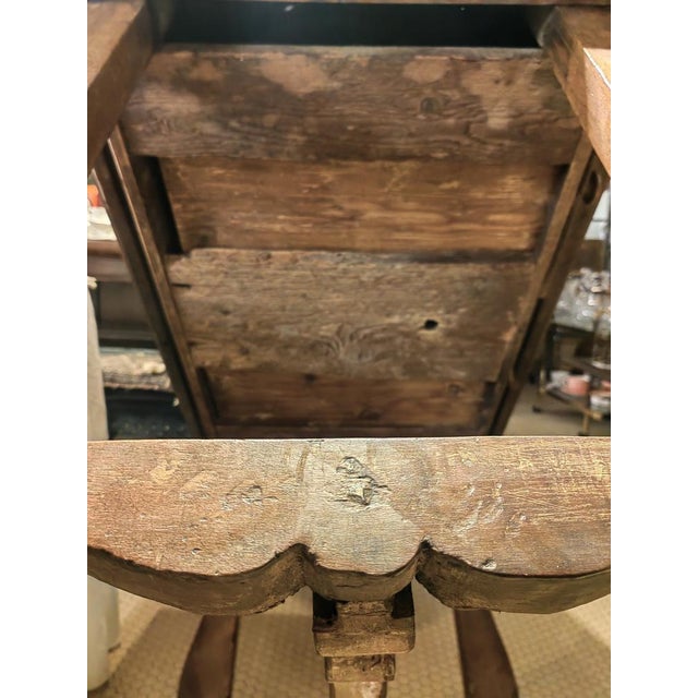 17th Century Dining Table in Walnut with Two Drawers For Sale - Image 13 of 18