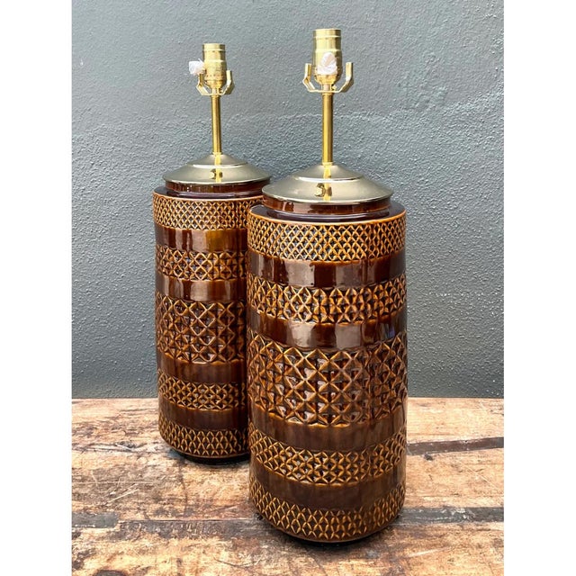 Mid-Century Modern Vintage Geometric Pattern Ceramic Lamps - a Pair For Sale - Image 3 of 12