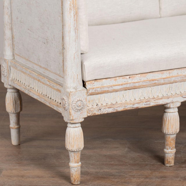 Wood Early 19th Century White Swedish Gustavian Bench Settee With Egg and Dart Carving For Sale - Image 7 of 13