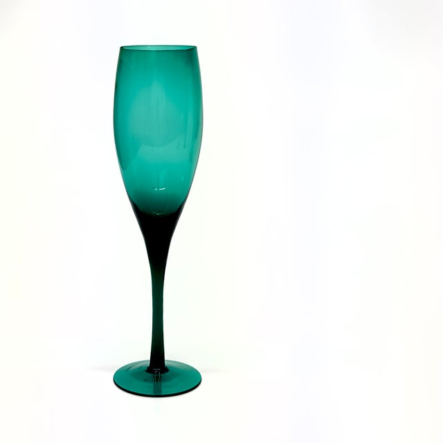 Mid 20th Century Emerald Green Centerpiece Stemware Curation - Group of 5 For Sale - Image 5 of 11