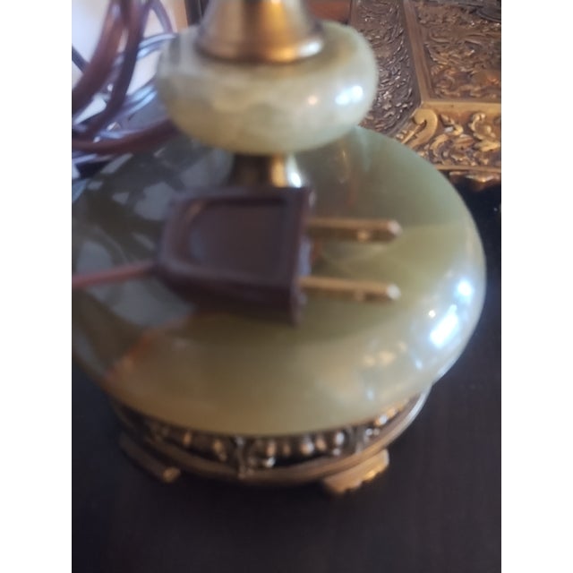 Vintage Green Onyx Marble Urn Trophy Brass Table Lamp Art Deco Nouveau Heavy For Sale - Image 4 of 11