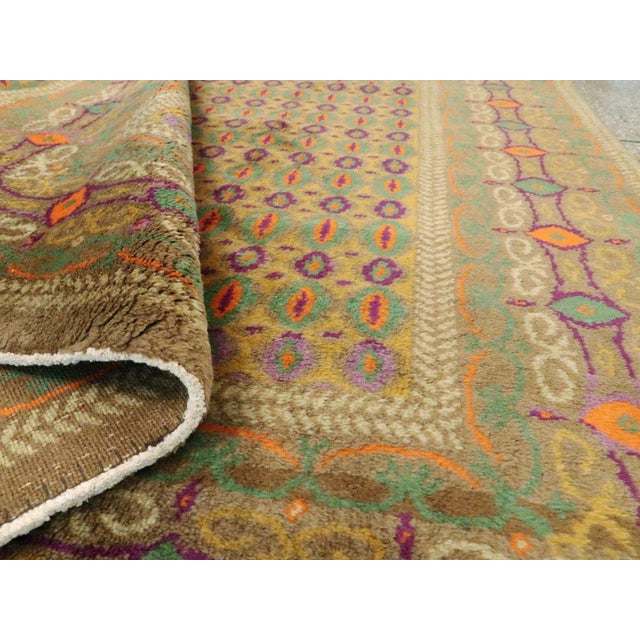 Galerie Shabab Collection Mid-20th Century Indian Lahore Rug For Sale - Image 9 of 9