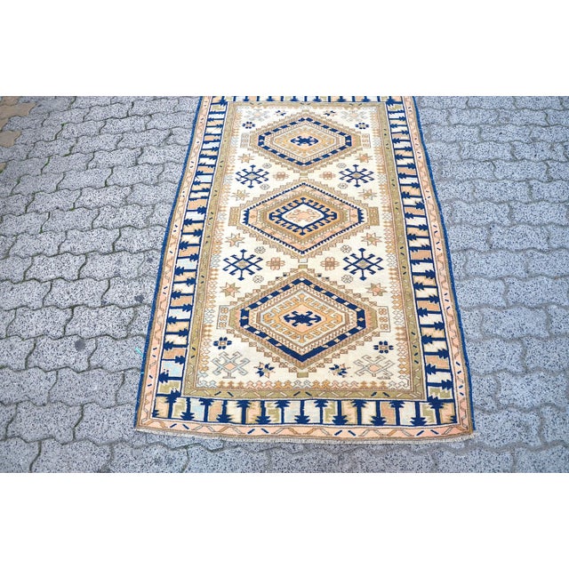 1960s Vintage Anatolian Wool Rug For Sale - Image 5 of 11