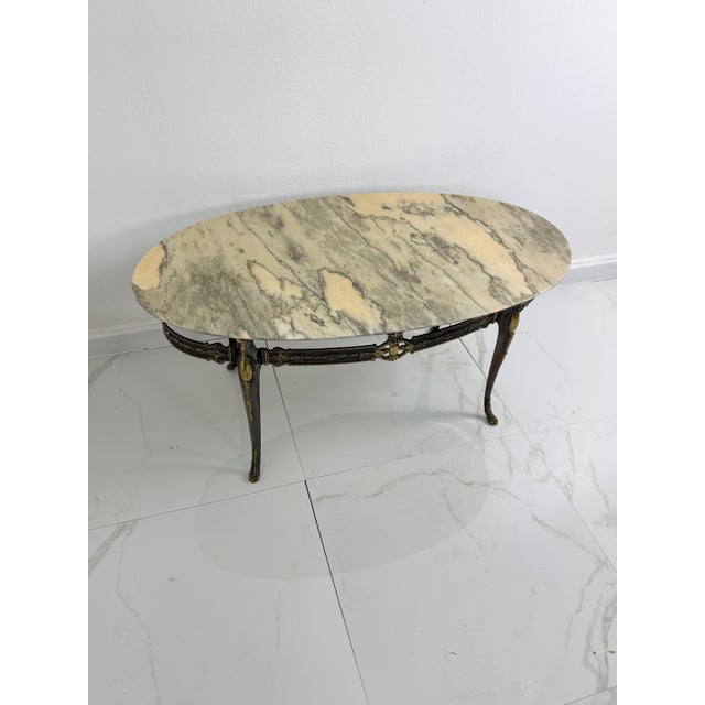Mid-Century Modern Oval Coffee Table in Brass and Marble, Italy, 1950s For Sale - Image 3 of 12
