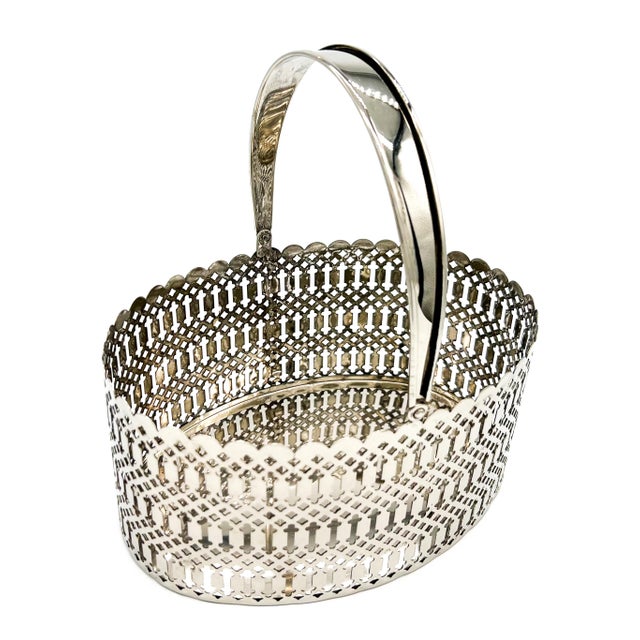 Metal Vintage International Silver Silver-Plated Oval Pierced Basket With Swing Handle — Traditional / English Country / Cottage For Sale - Image 7 of 13