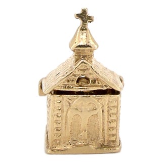 Vintage 1950s 14k Articulating Couple in a Chapel Charm, Bride and Groom, Church, For Sale