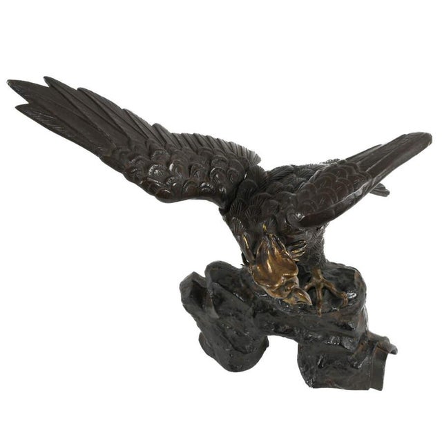 Oversized Bronze Eagle Sculptural Group on Tree Form – Monumental Wildlife Sculpture For Sale - Image 9 of 15