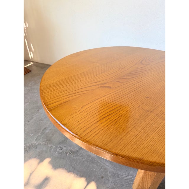 Vintage Round Tripod Coffee Table in Oak, 1950 For Sale - Image 13 of 18