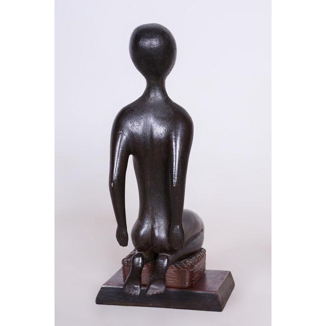 Original Art Deco Statuette in Lacquered Wood, Czechia, 1940s For Sale - Image 6 of 11