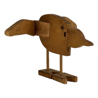 Vintage American Folk Art Articulated Bird Sculpture in Blond Brown Wood For Sale