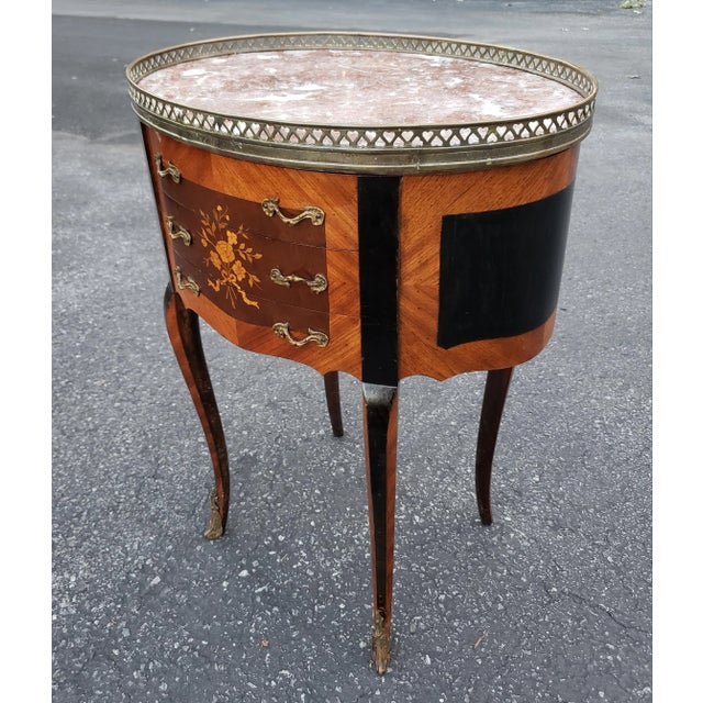 Early 20th Century Louis XV Ebonized Satinwood Inlaid Mahogany and Marble Inset Side Table For Sale - Image 5 of 11