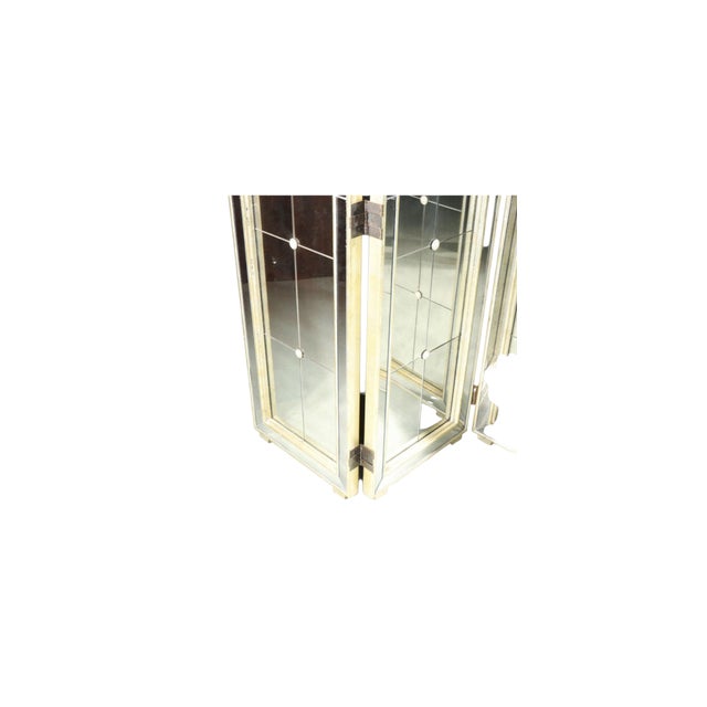 Hollywood Regency Hollywood Regency Venetian Mirrored Screen Room Divider 3 Panel Silver Gilt For Sale - Image 3 of 10