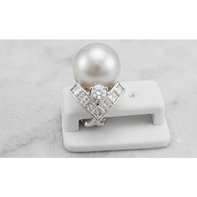 Contemporary 18k White Gold South Sea Pearl Diamond Earrings, A Pair For Sale - Image 3 of 4
