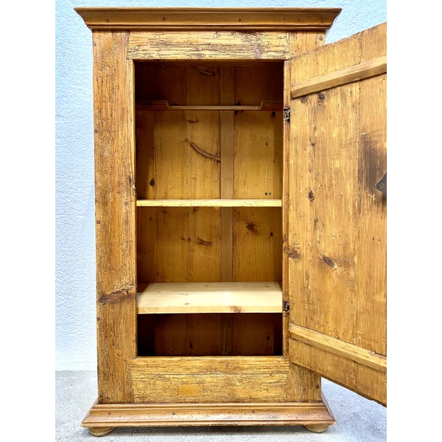 Wardrobe with Patina, Bavaria, 18th Century For Sale - Image 3 of 12
