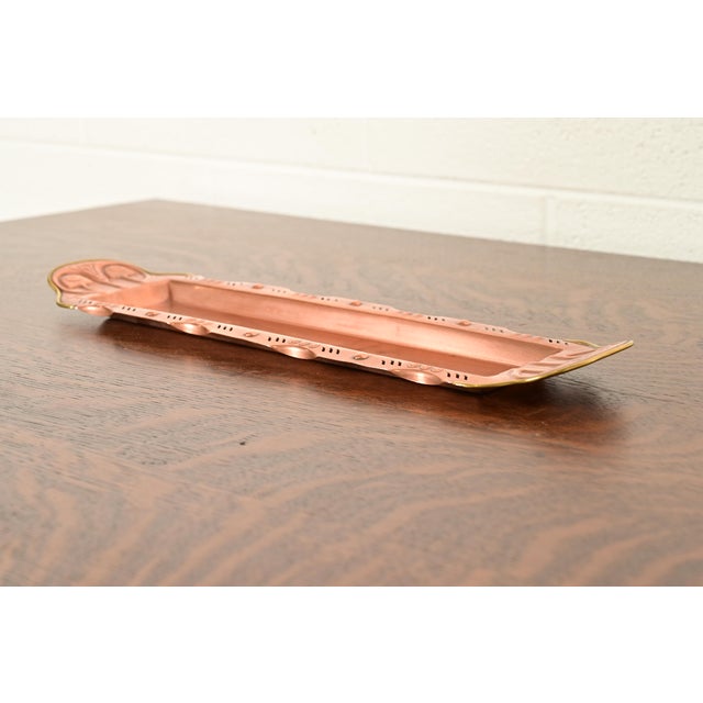 Early 20th Century Liberty & Co. Style English Arts & Crafts Copper and Brass Tray For Sale - Image 5 of 12