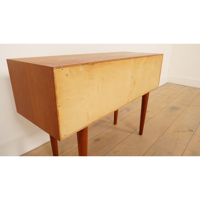 Wood Vintage Danish Chest of Drawers in Teak, 1960 For Sale - Image 7 of 10