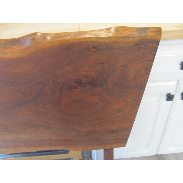 1970s George Nakashima Twin Headboard Walnut Live Edge Circa 1970 Excellent For Sale - Image 5 of 15