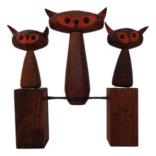 Oak Cat Corkscrew Bottle Opener and Cork, 1960s For Sale