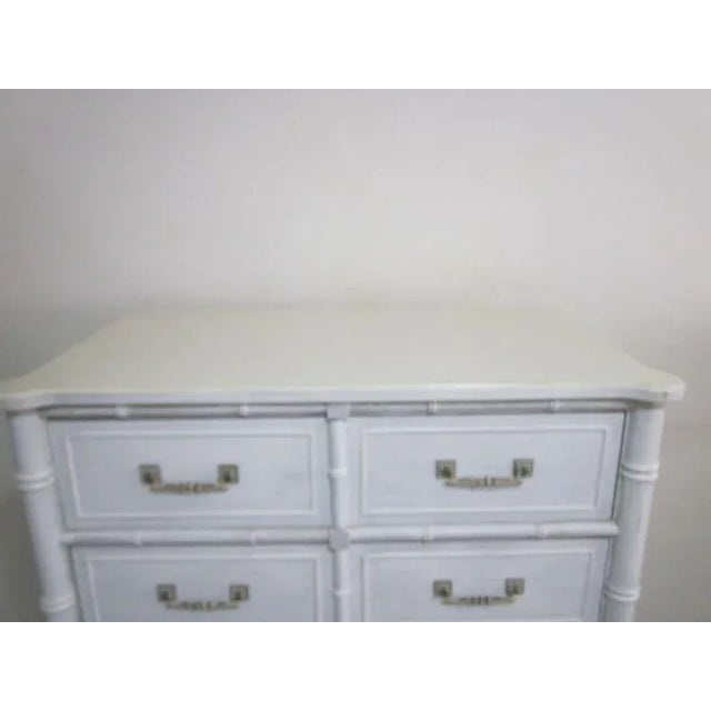 1980s Vintage Hollywood Regency Chest 5 Drawer by Henry Link White Color For Sale - Image 10 of 12