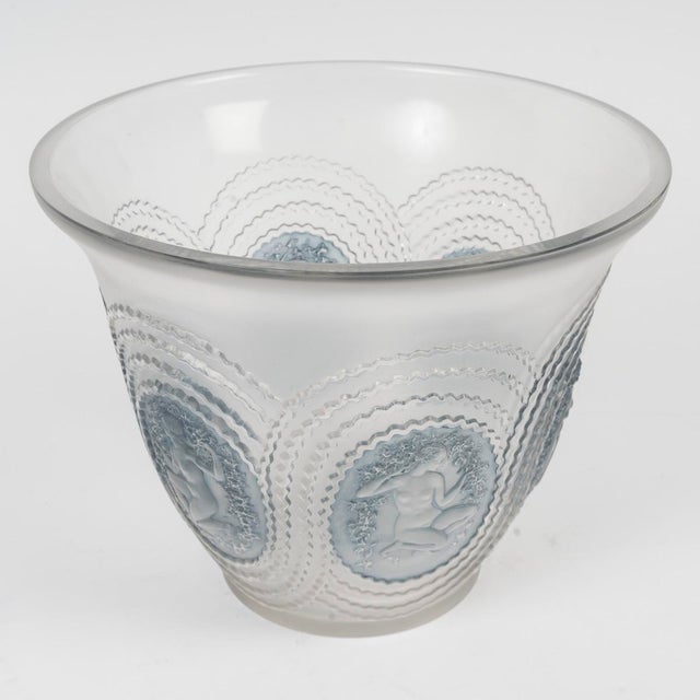 Dryades Vase by René Lalique for Lalique, 1937 For Sale - Image 3 of 7