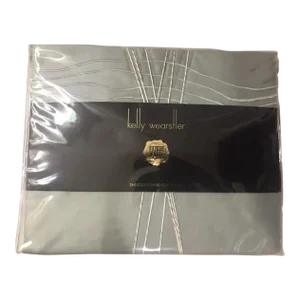 Kelly Wearstler Shoreline Wave Embroidered Cotton Sateen King Flat Sheet Mint