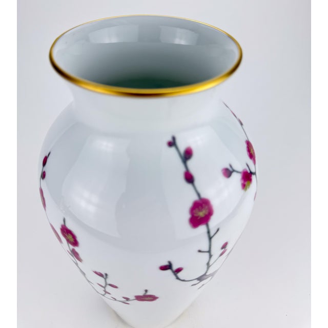 Vintage Franklin Mint Tall White Porcelain Vase For Sale - Image 11 of 12