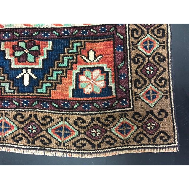Handmade Turkish Anatolian Ethnic Oushak Wool Area Rug - 4′7″ × 10′1″ For Sale - Image 10 of 11