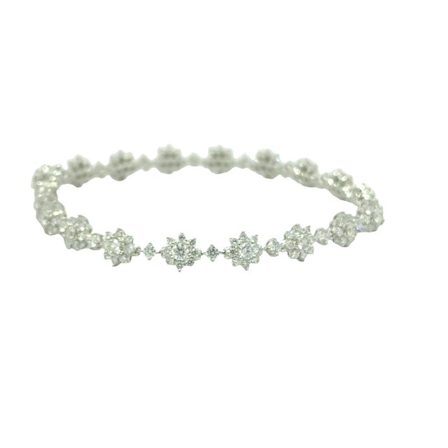 Early 21st Century Diamond 18k White Gold Star-Halo Tennis Bracelet For Sale - Image 5 of 6