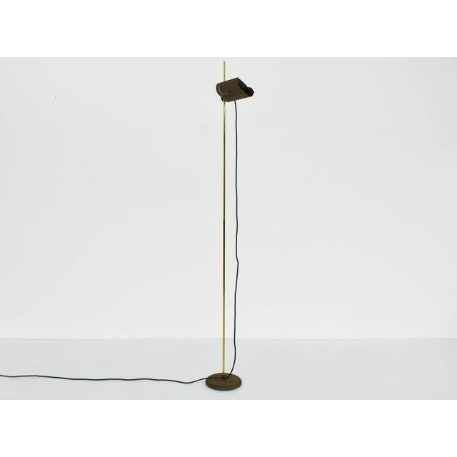 Alogena 626 Floor Lamp with Gilt Stem and Olive Lampshade by Joe Colombo for Oluce, Italy, 1970s, in Good conditions....
