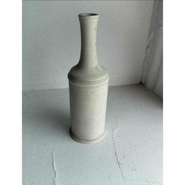 Vintage Italian Vanity Set, Fleur De Lis Ceramic Bud Vase and Lidded Trinket Box For Sale In New York - Image 6 of 10