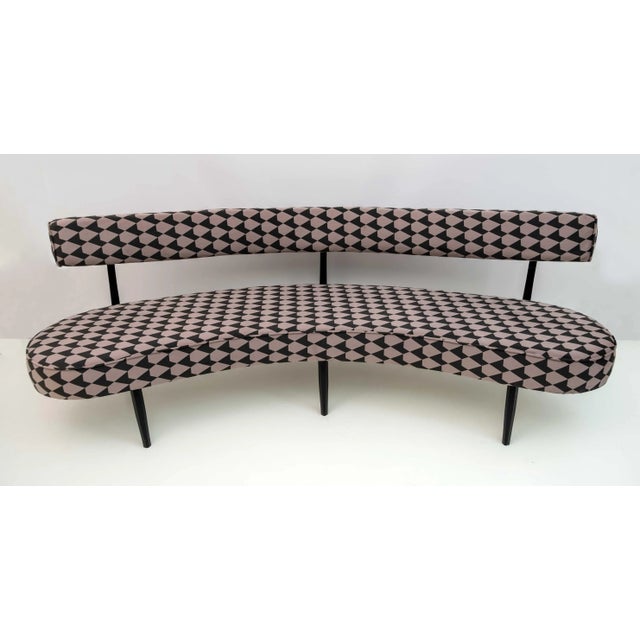 Modern Curved Floating Sofa attributed to Vladimir Kagan, 1980s For Sale - Image 4 of 13