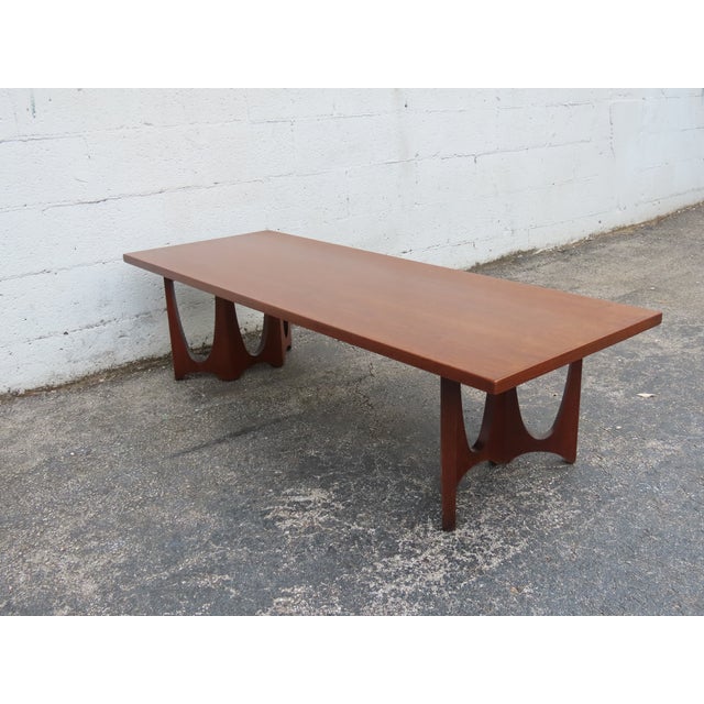 Mid 20th Century Broyhill Brasilia Mid Century Modern Long Low Coffee Table 6241 For Sale - Image 5 of 16