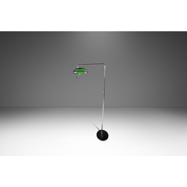 Koch & Lowy 1960s Mid-Century Modern Industrial Omi "Eyeshade" Adjustable Floor Lamp W/ Swingarm Light by George Nelson for Koch & Lowy For Sale - Image 4 of 13