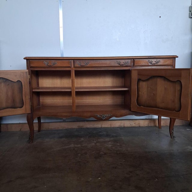 Louis XV Style Sideboard in Walnut, 1900 For Sale - Image 13 of 18