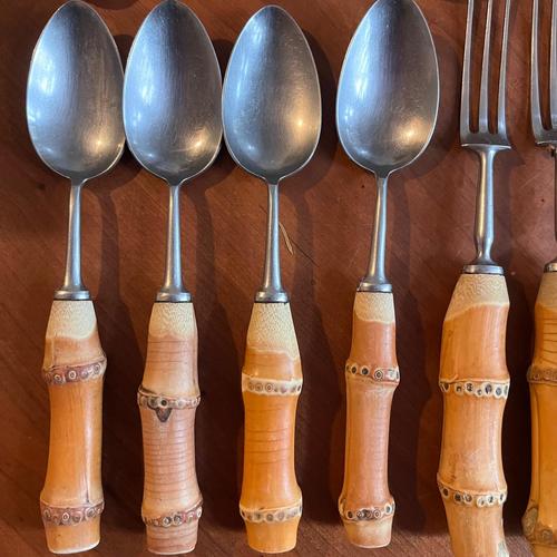 Vintage Bamboo Handled and Stainless Steel Flatware Set from Mills Moore, Set of 24 For Sale - Image 9 of 14