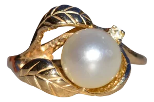 The Markham: Ladies 14K Yellow Gold Ring set with Pearl and Diamond