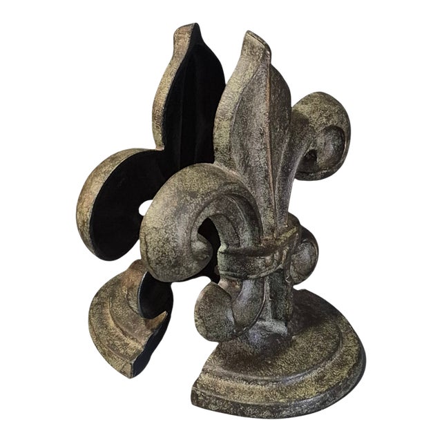 Pair of Bronzed Metal Fleur De Lis Bookends For Sale