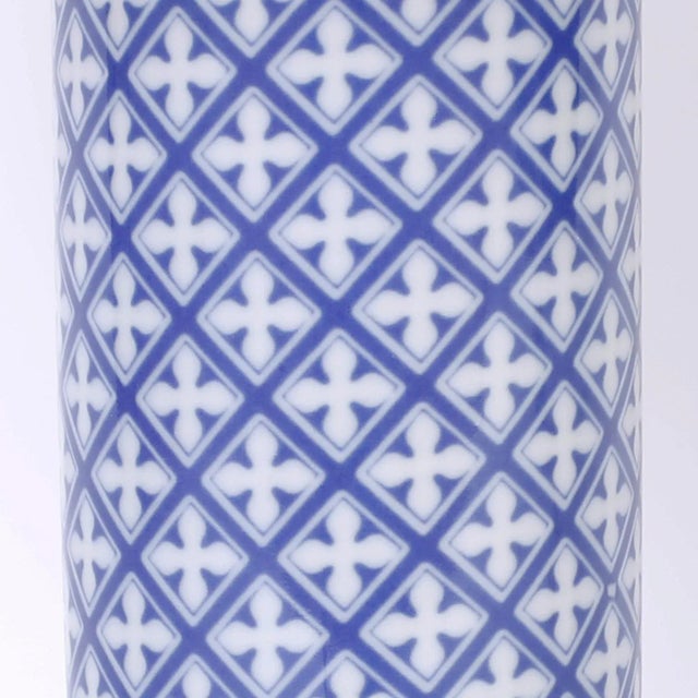 Blue and White Table Lamps - A Pair For Sale - Image 4 of 6