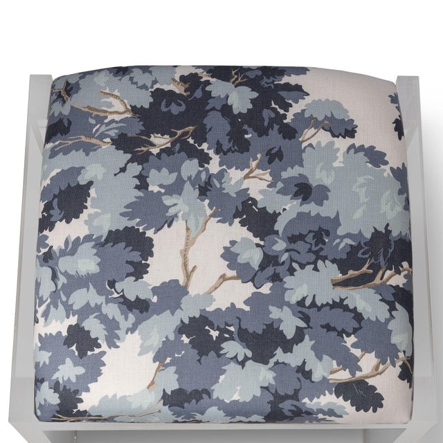 English Glencoe Cotswolds Verdure Lucite Bench For Sale - Image 3 of 4
