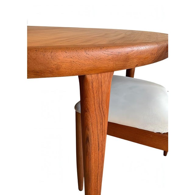 Danish Round and Oval Extendable Dining Table in Teak by Ib Kofod-Larsen for Faarup Møbelfabrik, 1960s For Sale - Image 13 of 18