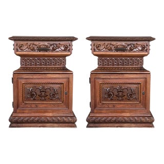 Italian Hand Carved Walnut Monumental Nightstands 19th Century With Drawer For Sale