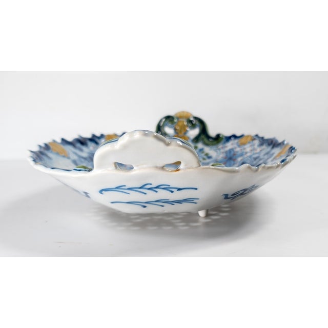 19th Century Dutch Delft Faience Bowl With Polychrome Pierced Design For Sale - Image 14 of 16