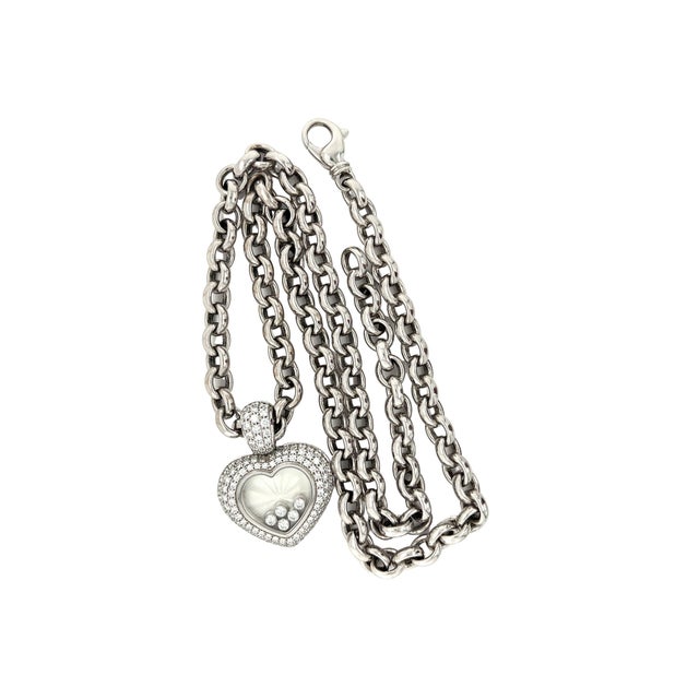 Chopard Happy Diamond 18k White Gold Heart Shape Pendant Necklace For Sale In Miami - Image 6 of 10