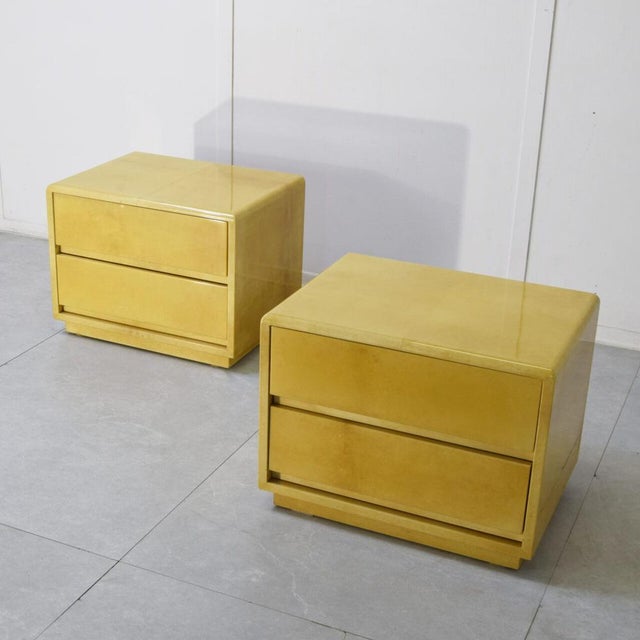Mid-Century Modern Nightstands by Aldo Tura, 1970s, Set of 2 For Sale - Image 3 of 12