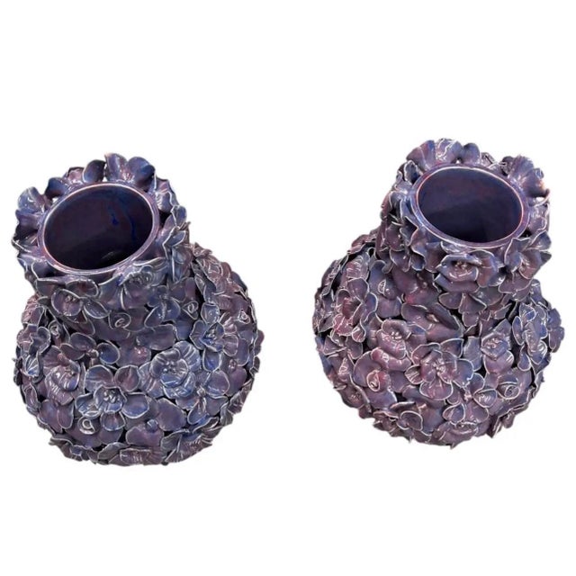 Italian Pair of Vintage Italian Encrusted Floral Ceramic Vases in Dusty Lavender For Sale - Image 3 of 12