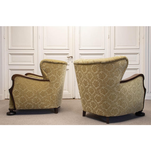 1920s Vintage Swedish Wingback Chairs with Golden Velvet and Carved Oak Armrests, 1920s, Set of 2 For Sale - Image 5 of 11