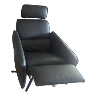 Himolla German Leather Recliner + Ottoman – Luxury Seating For Sale