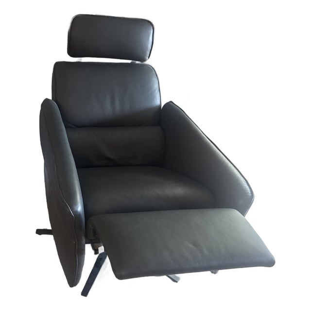 Himolla German Leather Recliner + Ottoman – Luxury Seating For Sale