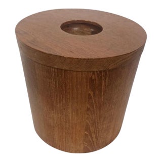 Vintage Mid-Century Modern Teak Wood Ice Bucket With Lid For Sale