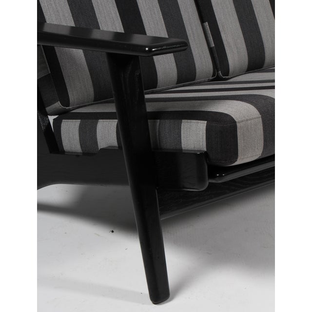 Model 290 3-Seater Sofa in Oak by Hans J. Wegner for Getama For Sale - Image 5 of 10